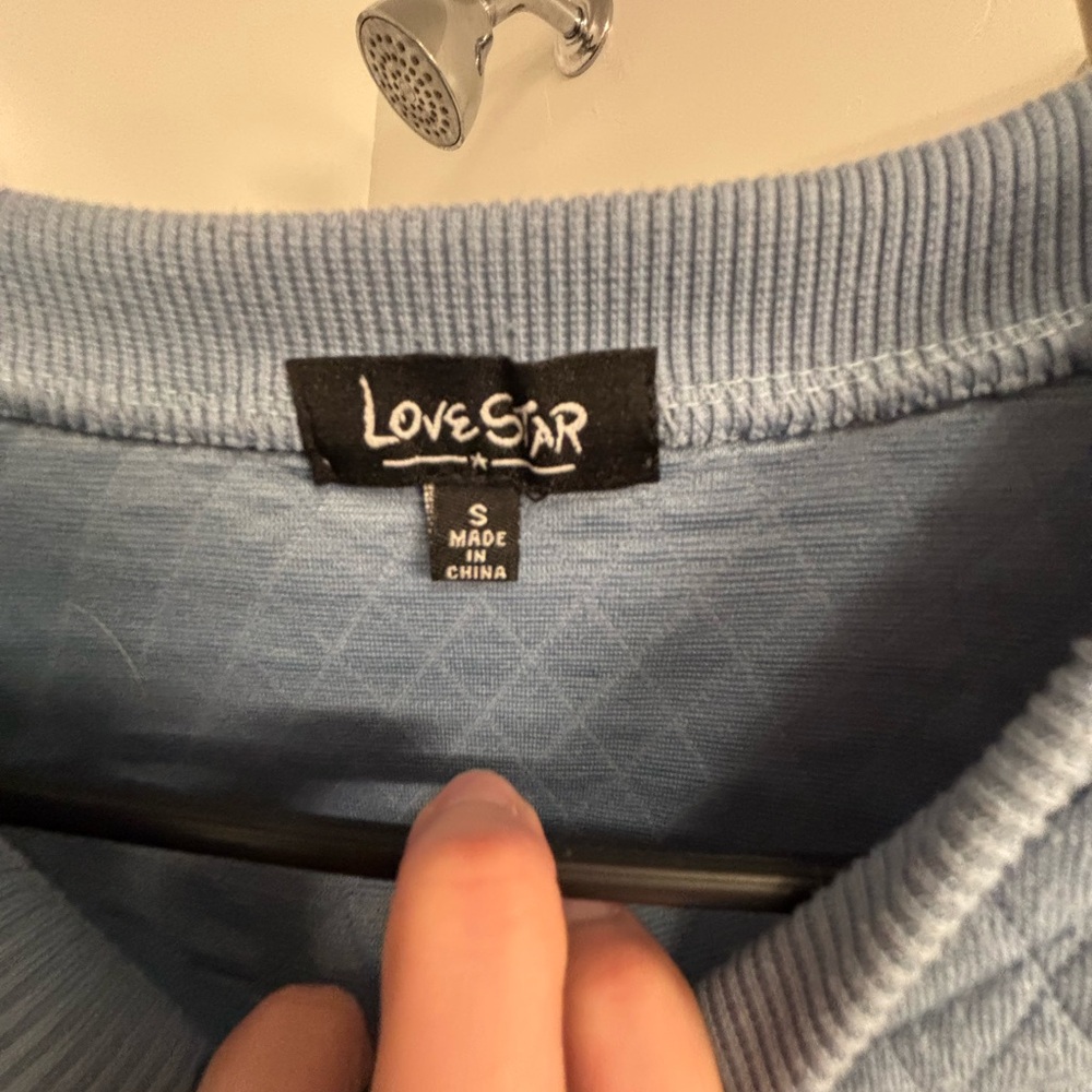 Women's Blue Sweater